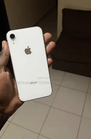 Nouveau Apple iPhone XR 64 GB Blanc