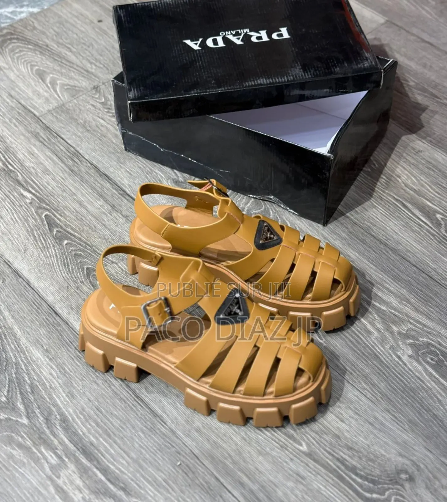 Prada Spartiate Monolithe