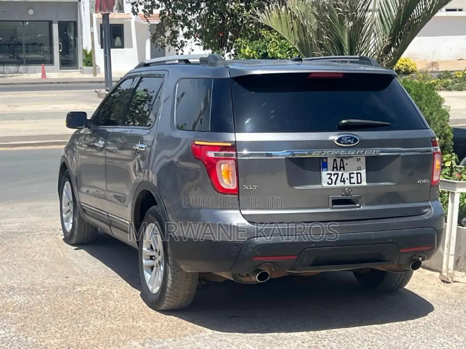 Ford Explorer 2014 Gris