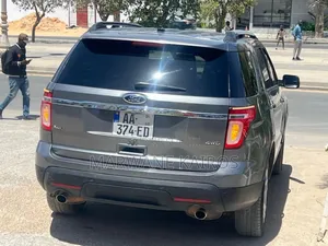 Ford Explorer 2014 Gris