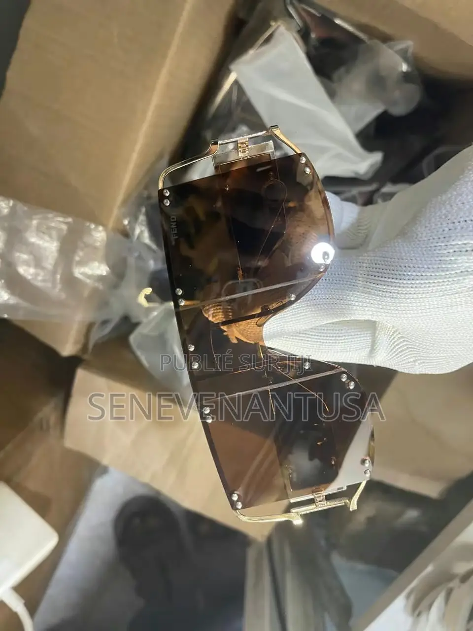 Grande Monture, Style Punk, en Métal, Pour Un Look Tendance.