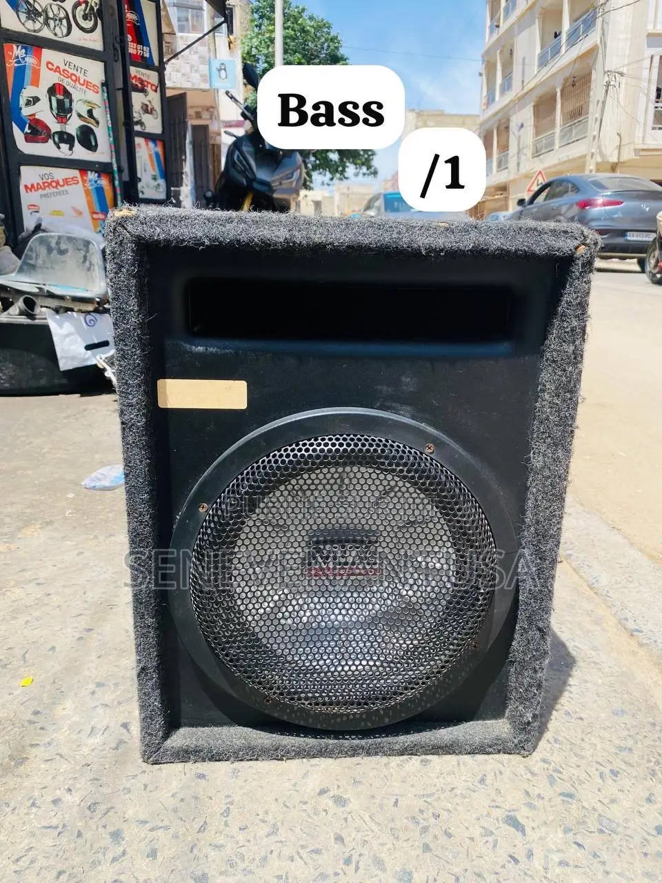 Caisson De Basses Amplifié Ou Passif Avec Haut-Parleur