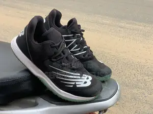 New Balance Fuelcell 4040 V6 Turf