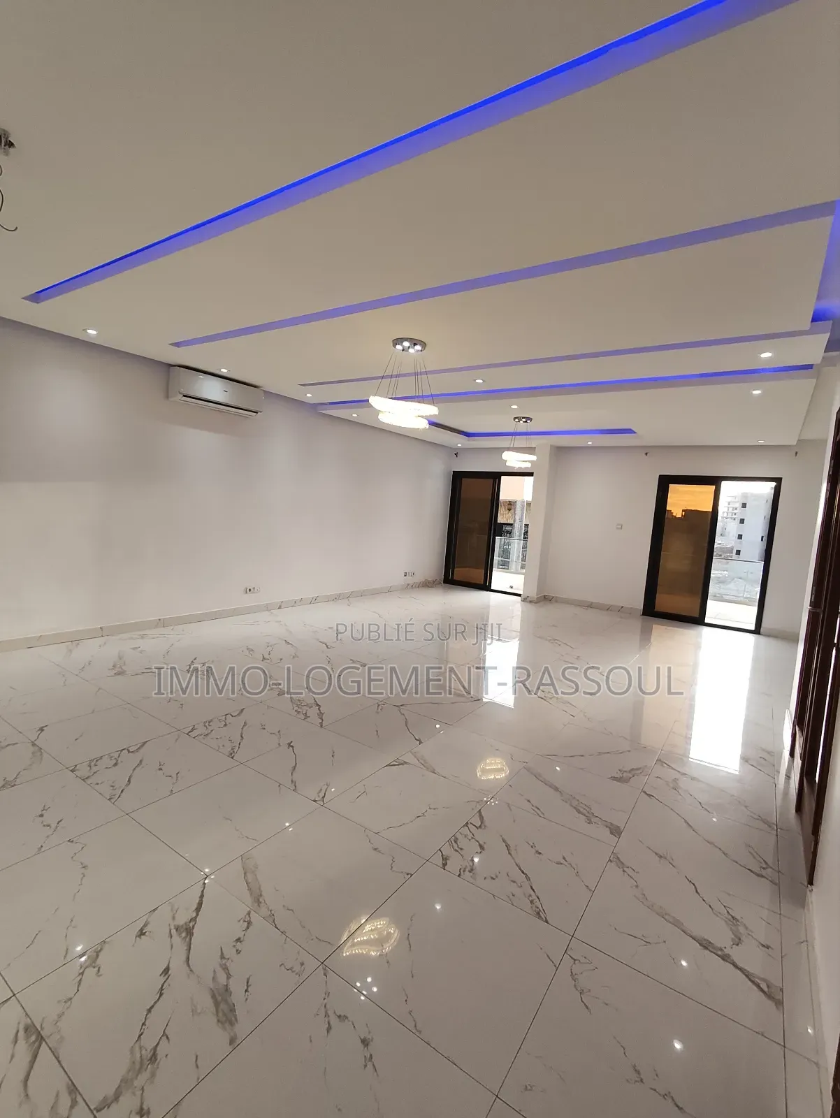 3chbre Appartement dans , Yoff à Louer