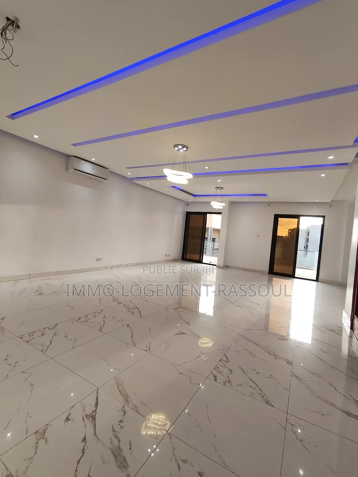 3chbre Appartement dans , Yoff à Louer