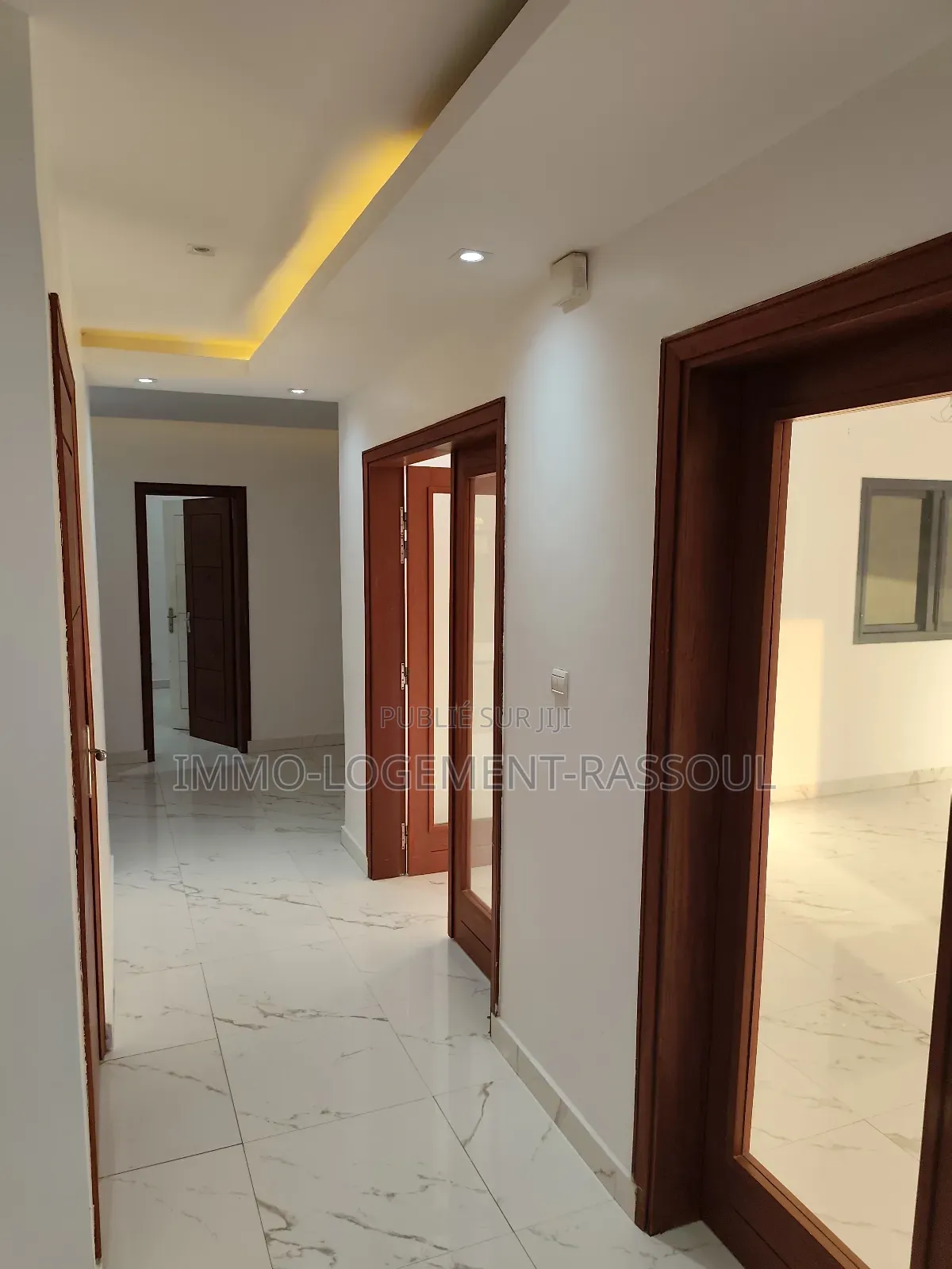 3chbre Appartement dans , Yoff à Louer