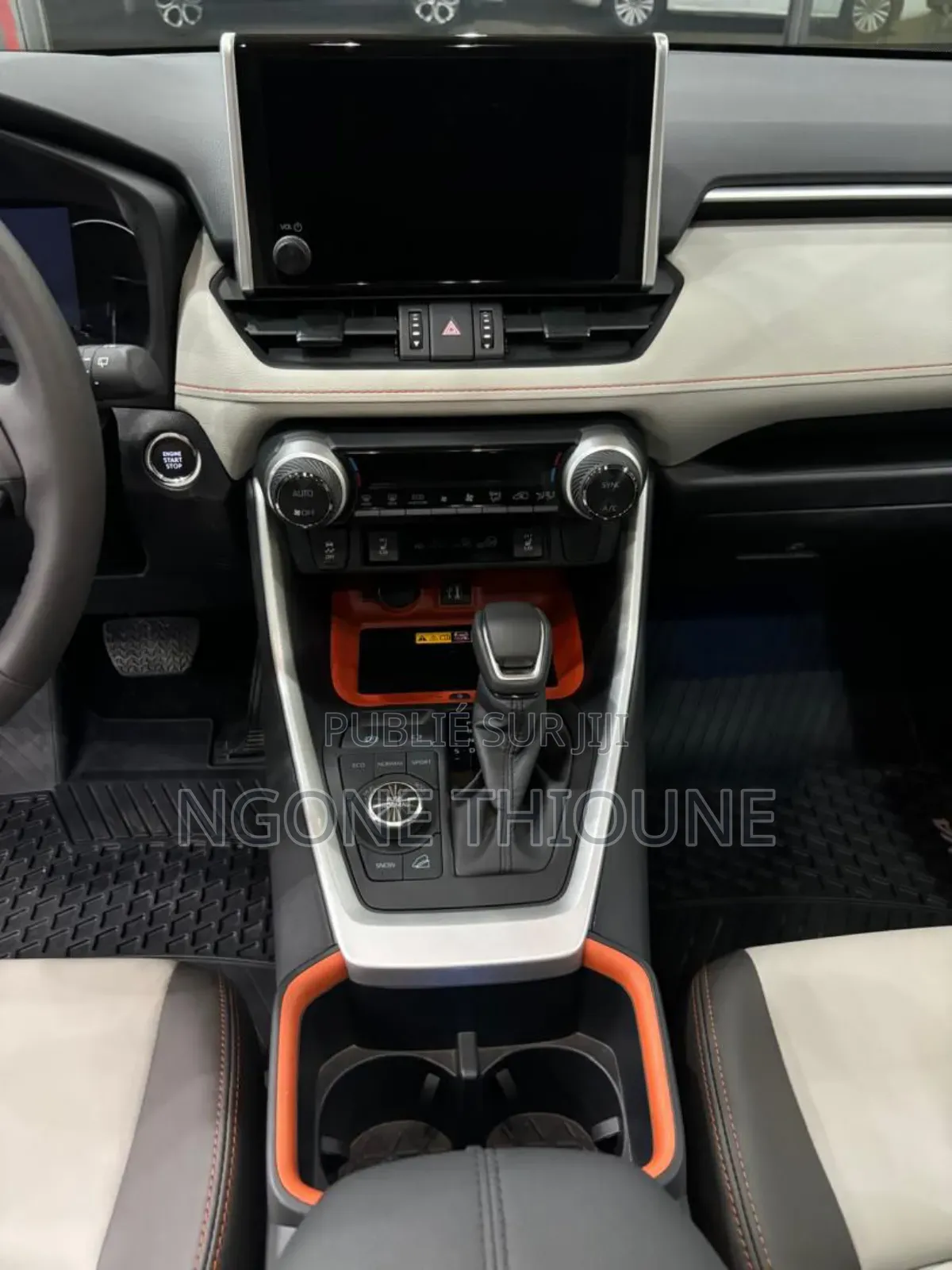 Toyota RAV4 Limited 2025 Blanc