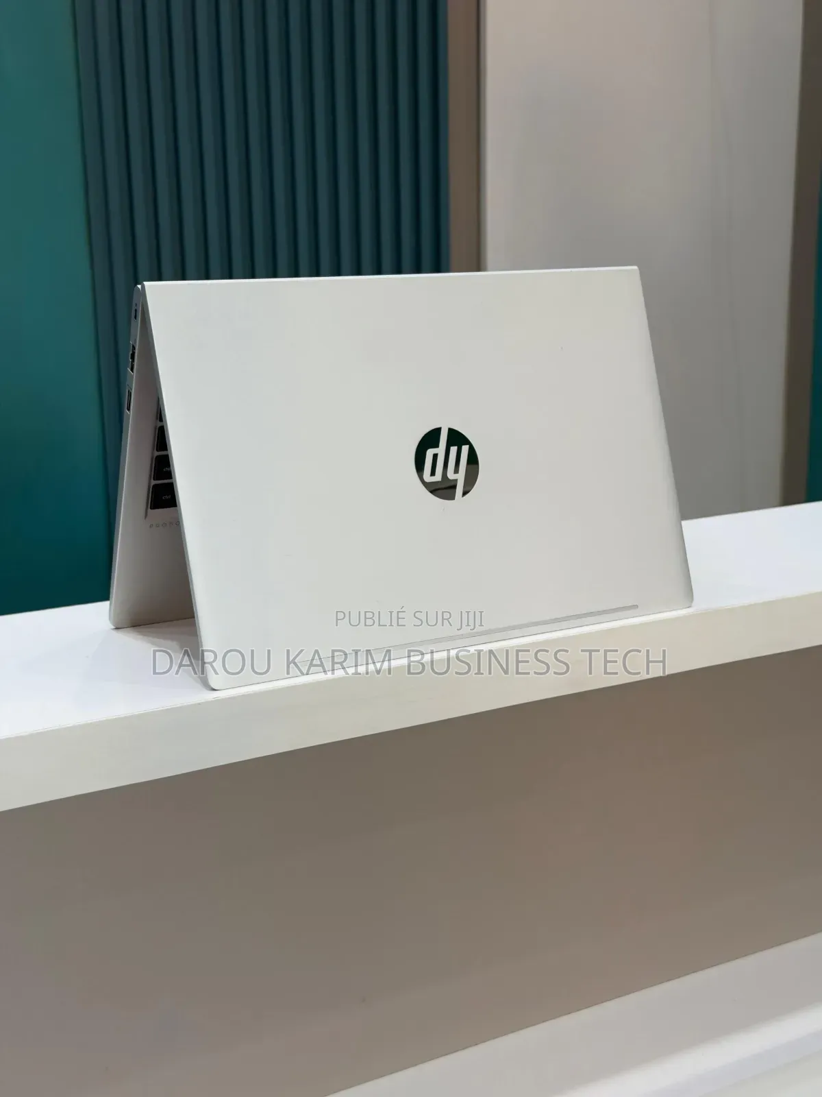 Nouveau Ordinateur portable HP ProBook 440 8GB AMD Ryzen 5 SSD 256GB