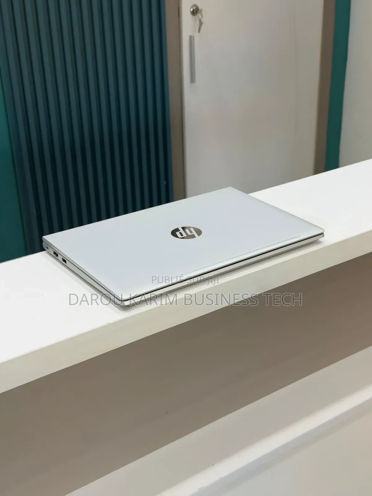 Nouveau Ordinateur portable HP ProBook 440 8GB AMD Ryzen 5 SSD 256GB