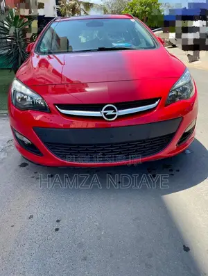Opel Astra 2016 Rouge