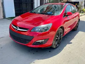 Opel Astra 2016 Rouge