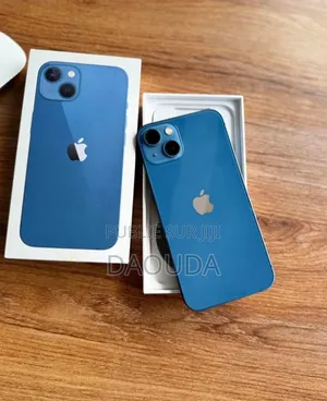 Nouveau Apple iPhone 13 128 GB Bleu