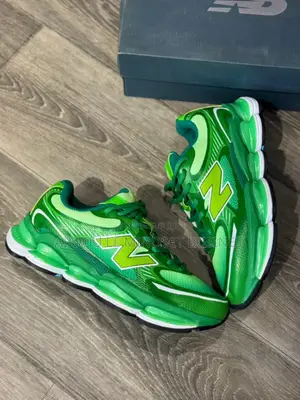 Chaussure Nb 2000 Vert Disponible