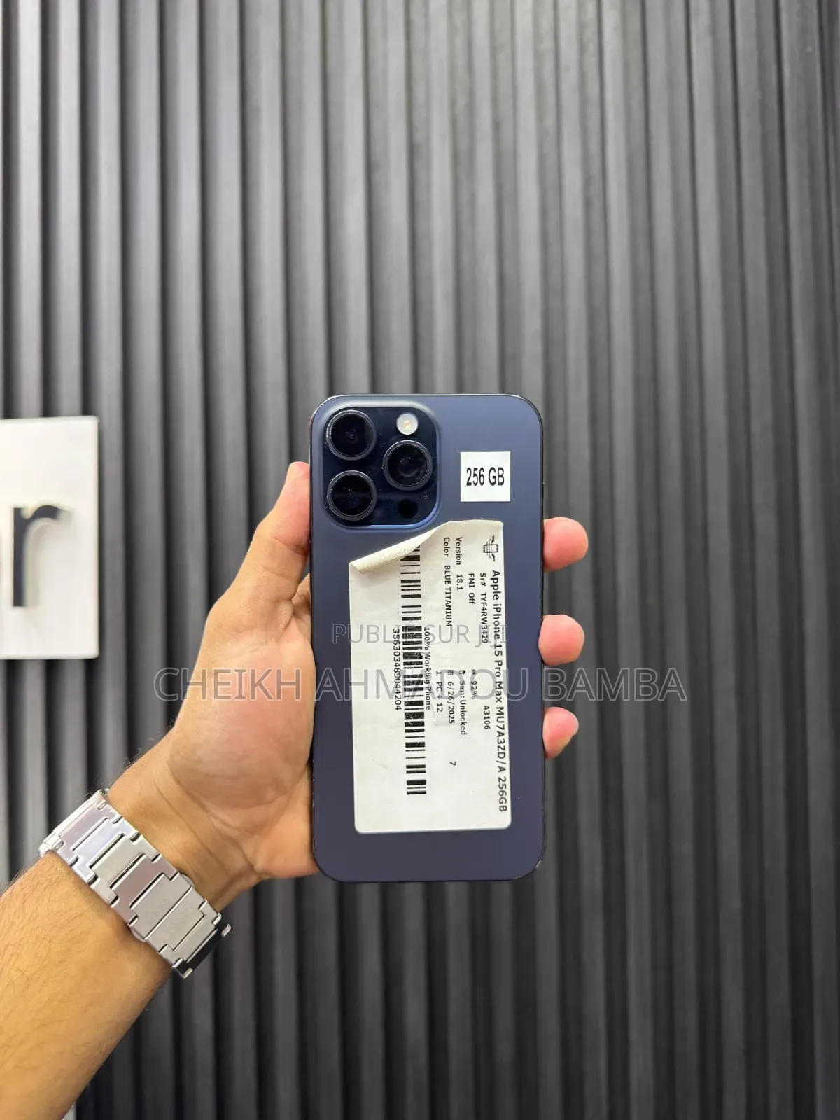 Nouveau Apple iPhone 15 Pro Max 256 GB Bleu