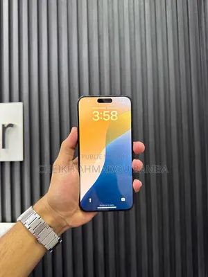 Nouveau Apple iPhone 15 Pro Max 256 GB Bleu