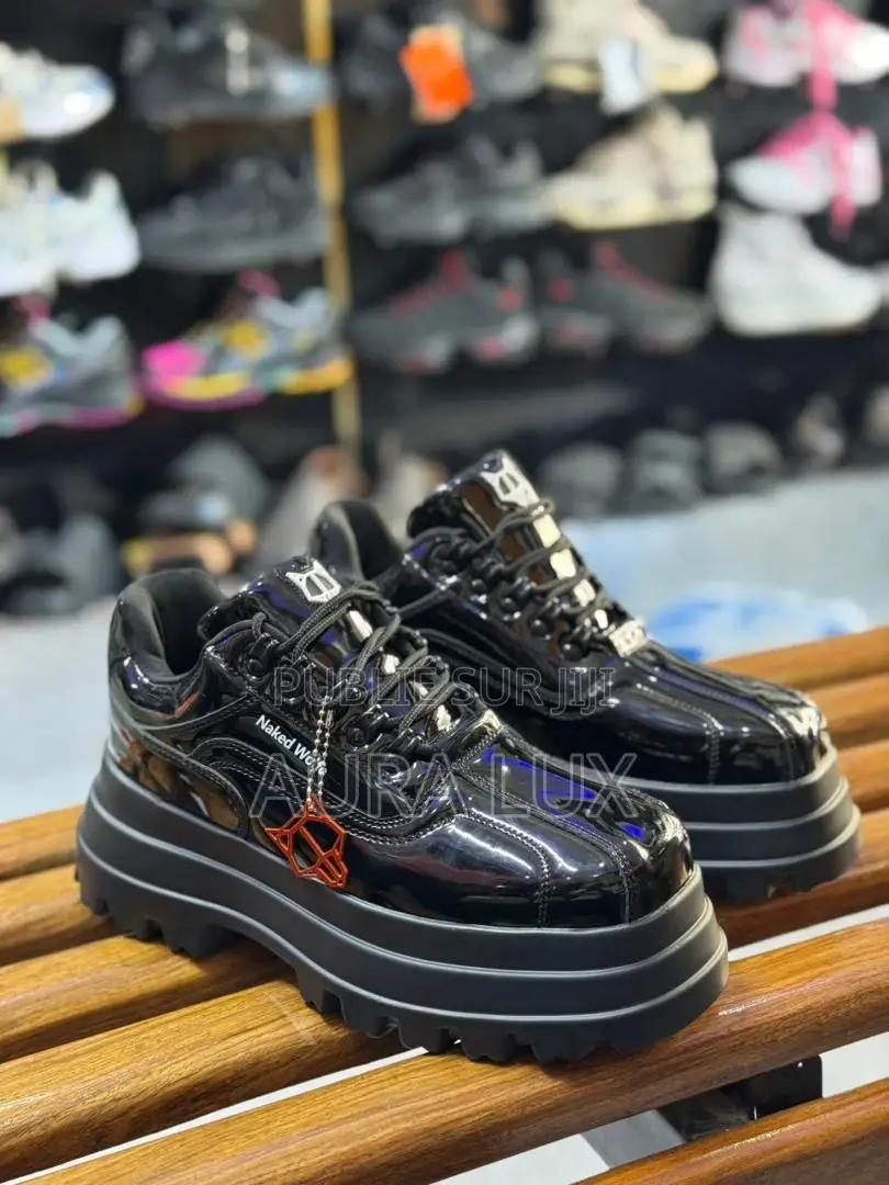 Disponible Original Man Sneakers Pointure 40 À 45