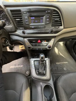 Hyundai Elantra 2017 Noir