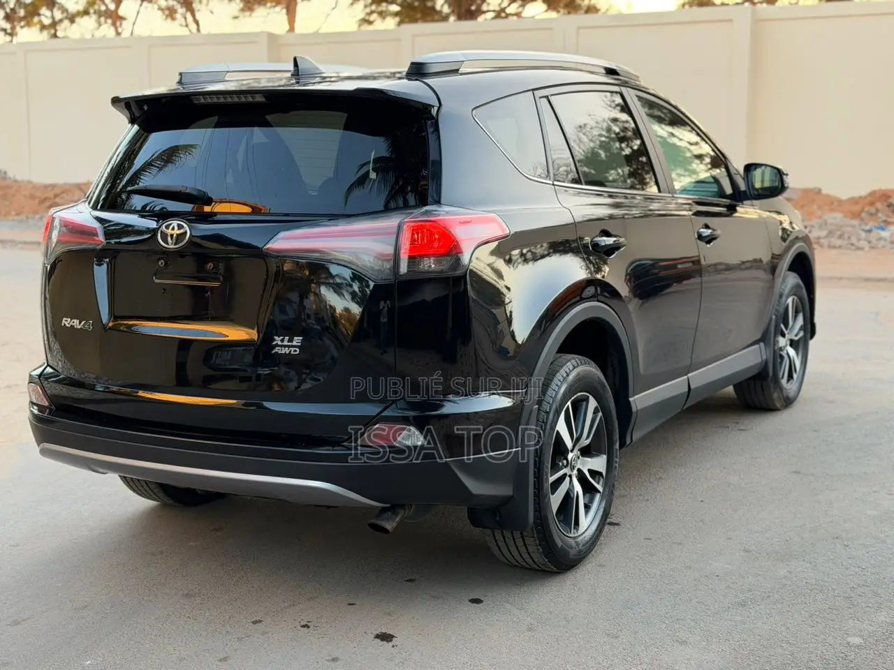 Toyota RAV4 2017 Noir