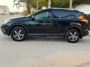 Toyota RAV4 2017 Noir