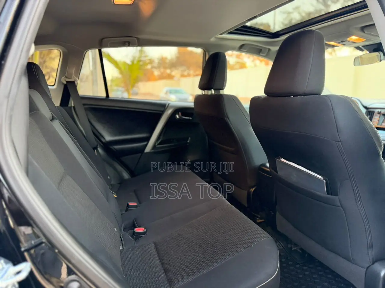 Toyota RAV4 2017 Noir