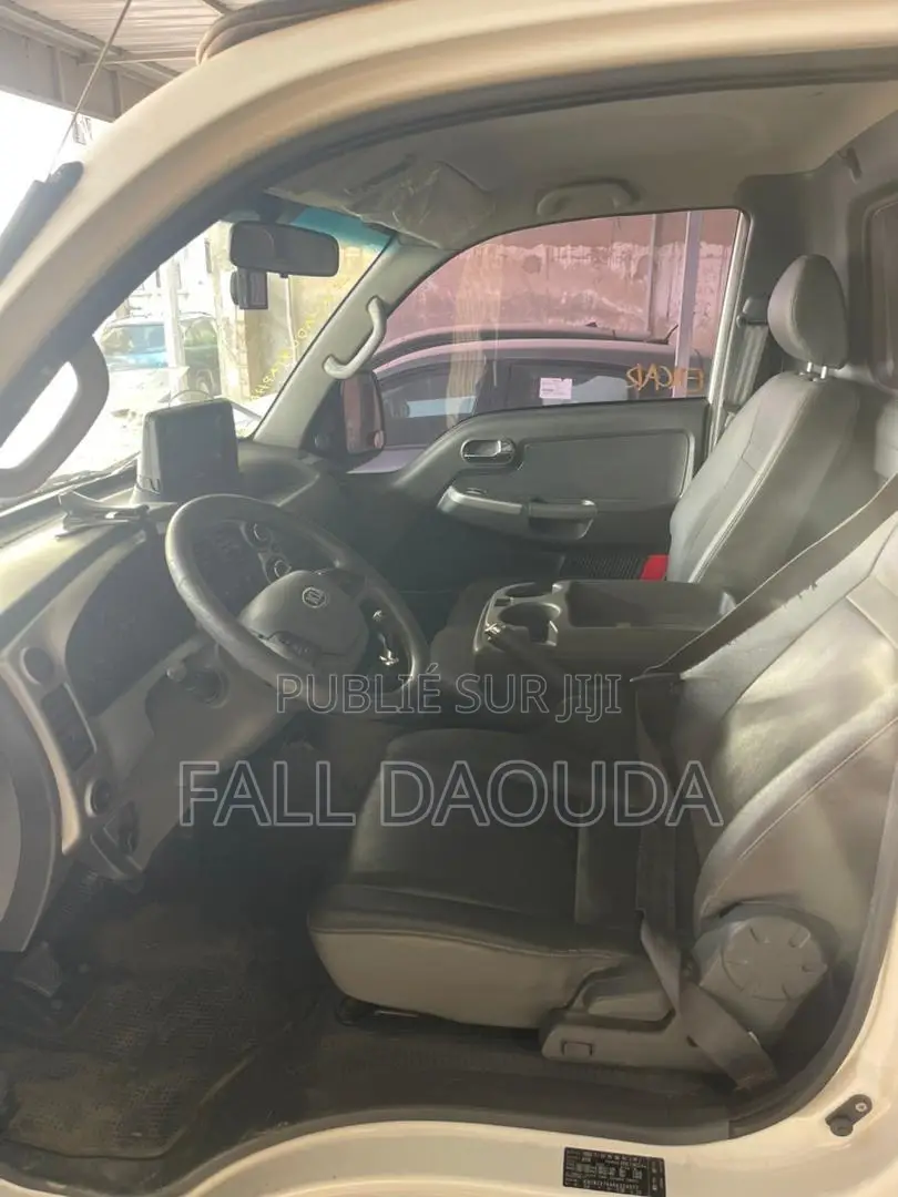 Kia Bongo 2018 Blanc