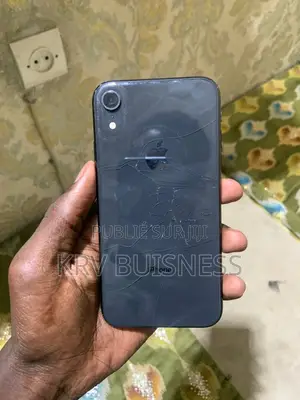 Apple iPhone XR 64 GB Noir