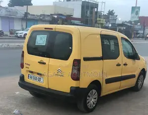 Citroen Berlingo 2015 Jaune