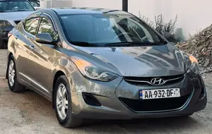 Hyundai Elantra 2013 Gris