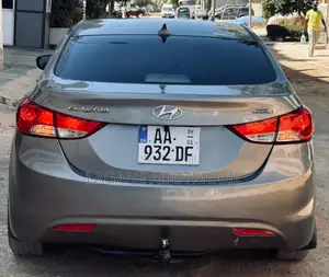 Hyundai Elantra 2013 Gris