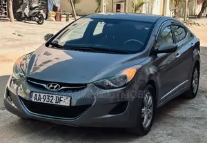 Hyundai Elantra 2013 Gris