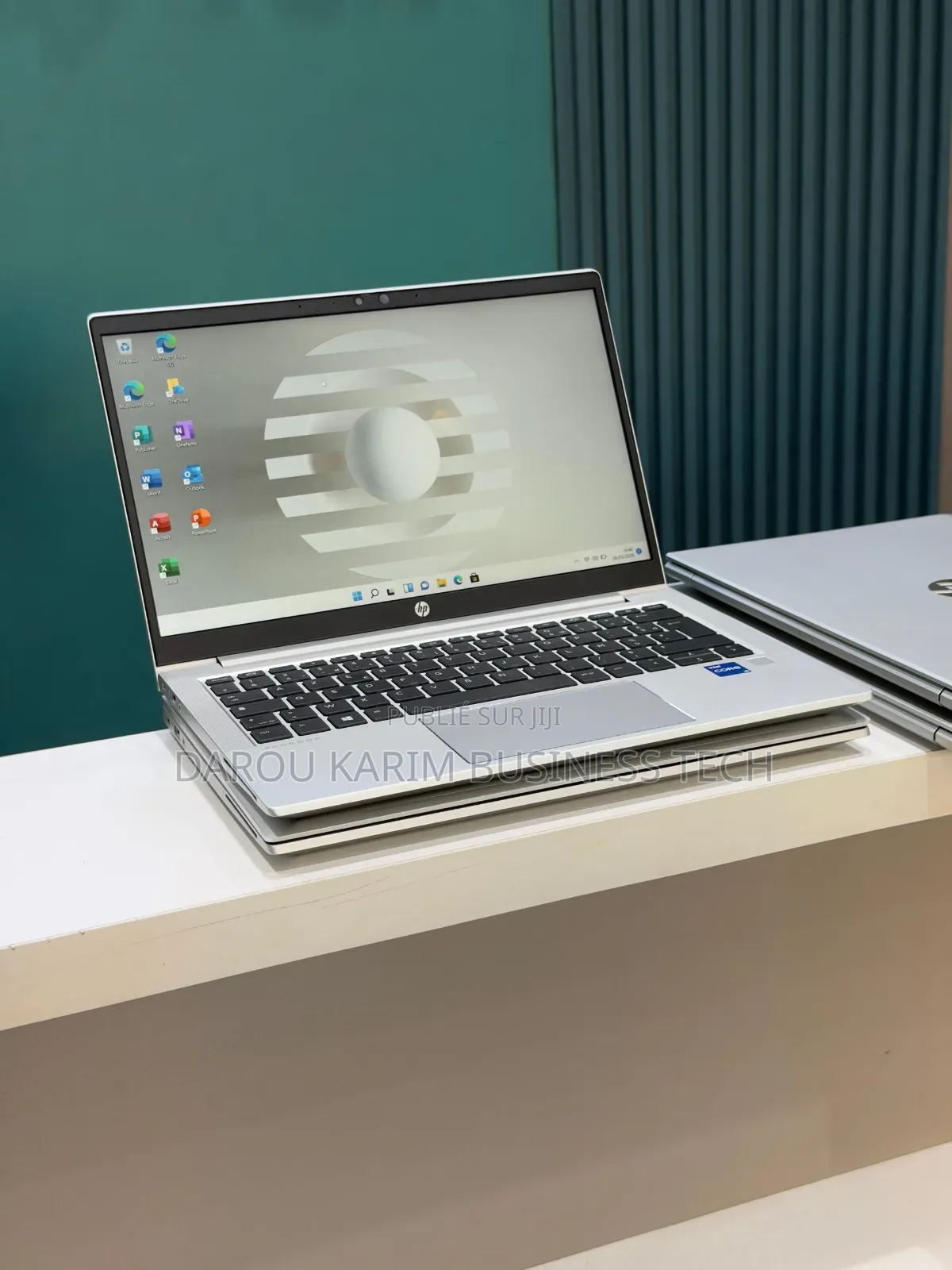 Nouveau Ordinateur portable HP 630 8GB Intel Core i5 SSD 256GB