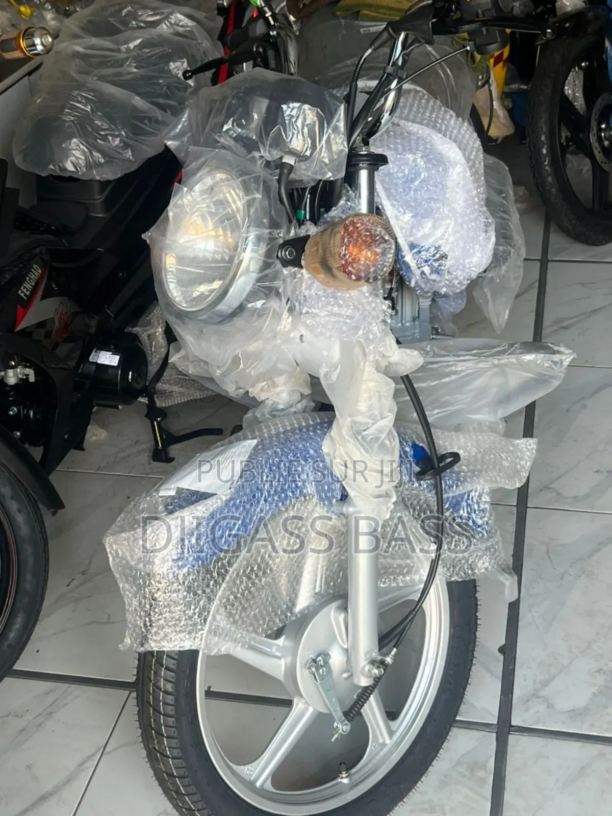 Nouveau TVS Autre 2023 Bleu