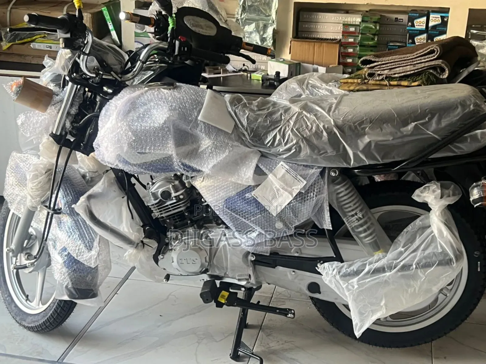 Nouveau TVS Autre 2023 Bleu