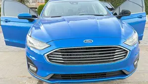 Ford Fusion 2020 Bleu