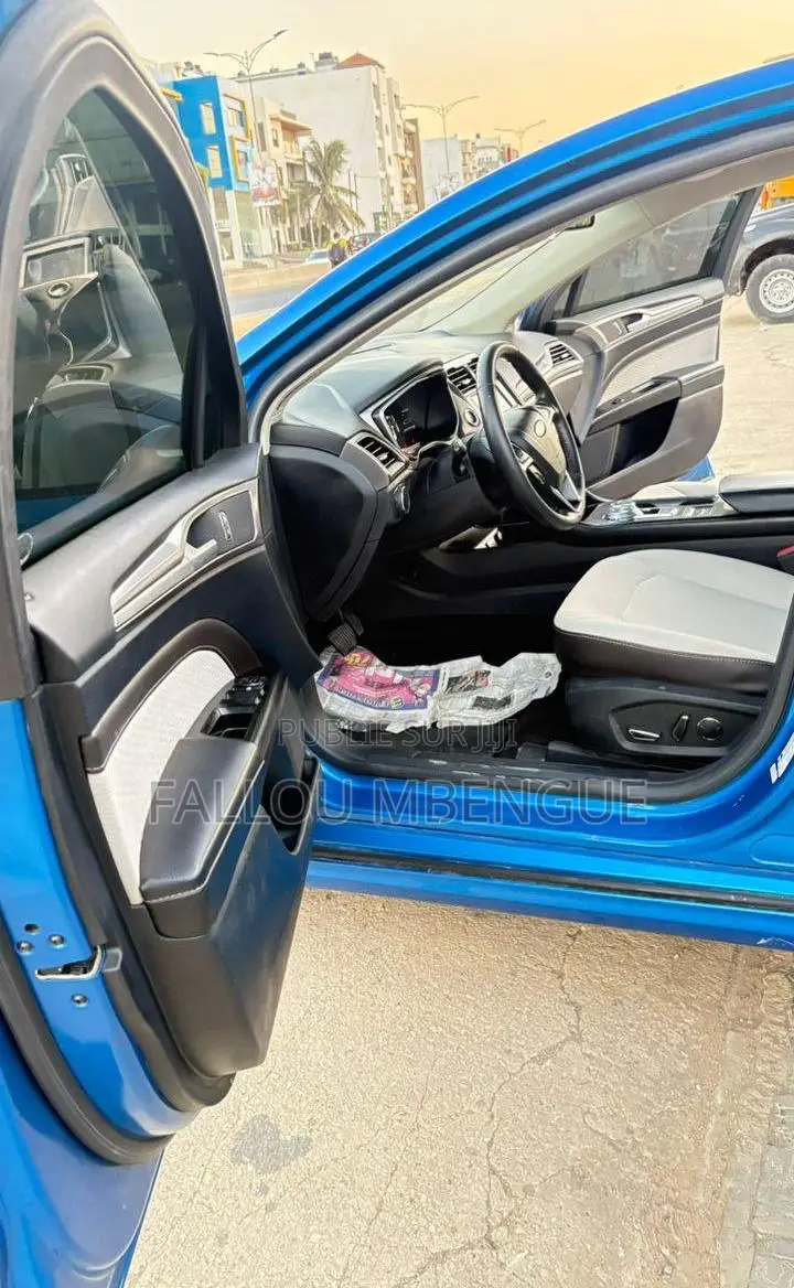 Ford Fusion 2020 Bleu