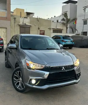 Mitsubishi Outlander Sport 2017 Gris