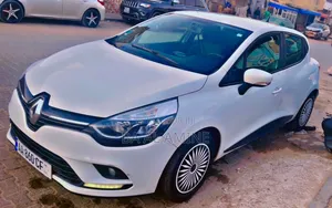 Renault Clio 2015 Blanc