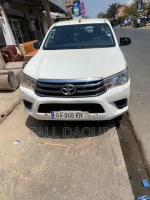 Toyota Hilux 2022 Blanc