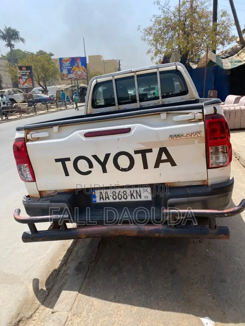 Toyota Hilux 2022 Blanc