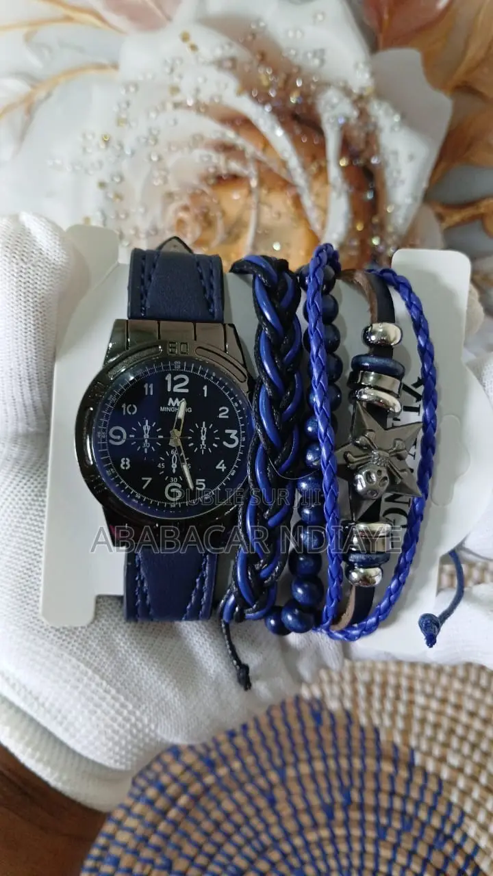 Vendeure De Montres Othentique