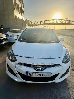 Hyundai Elantra 2013 Blanc