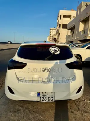 Hyundai Elantra 2013 Blanc