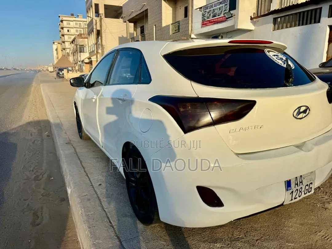 Hyundai Elantra 2013 Blanc