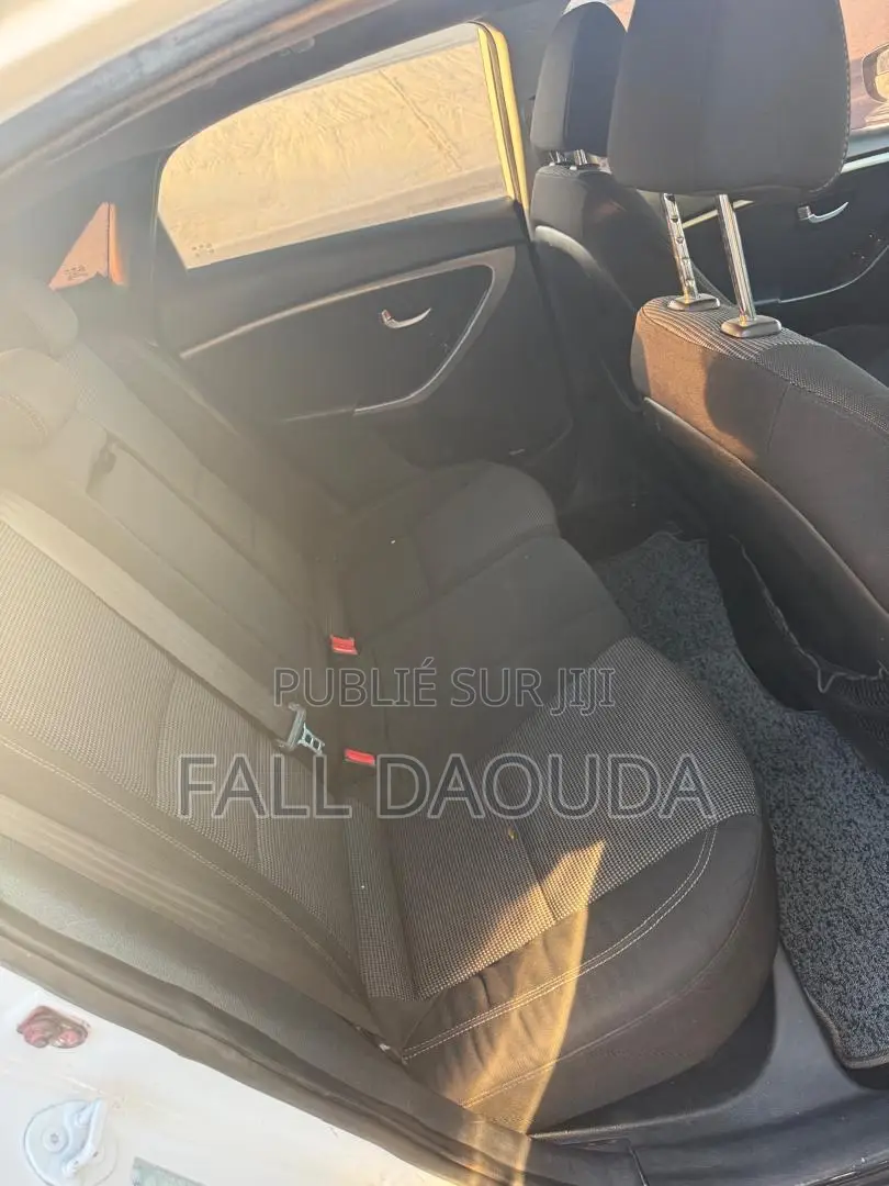 Hyundai Elantra 2013 Blanc