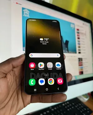 Nouveau Samsung Galaxy S22+ 5G 128 GB Noir