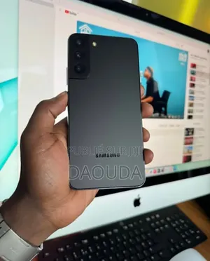 Nouveau Samsung Galaxy S22+ 5G 128 GB Noir