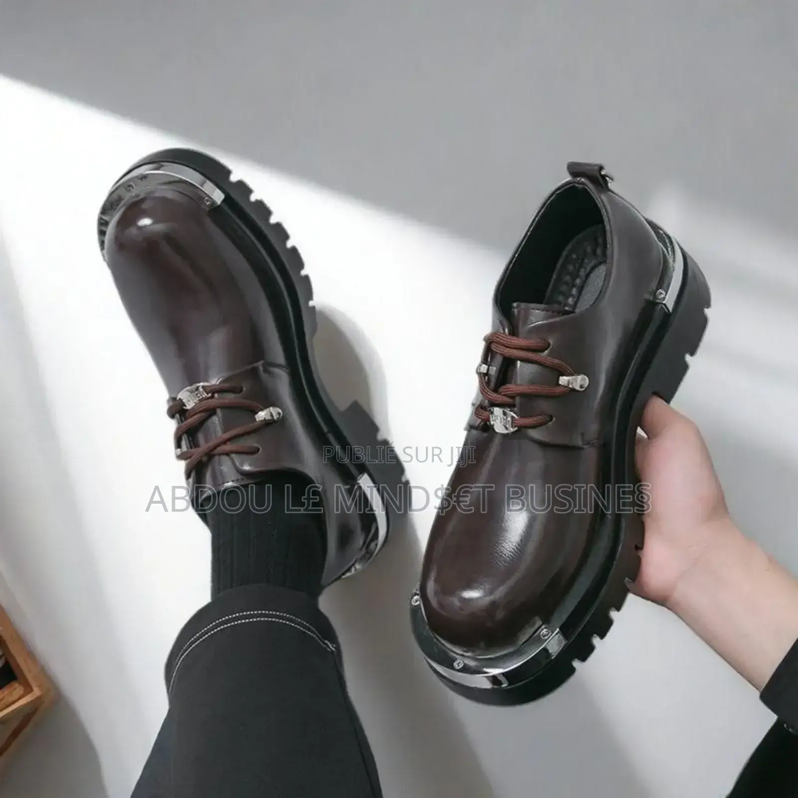 Chaussures Bottes De Ville Disponible