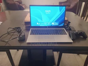 Nouveau Ordinateur portable HP 255 G1 8GB AMD HDD+SSD 512GB