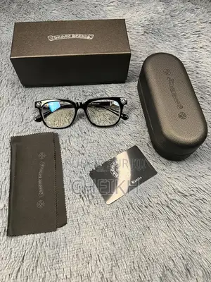 Lunette Chrome Hearts