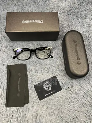 Lunette Chrome Hearts